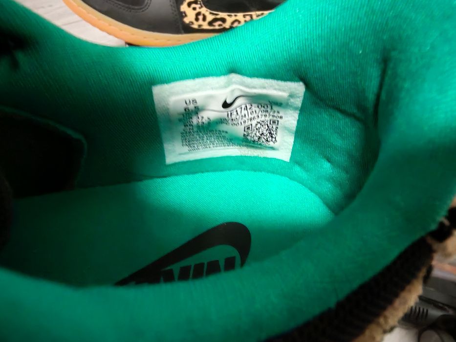 Маратонки Nike 37.5