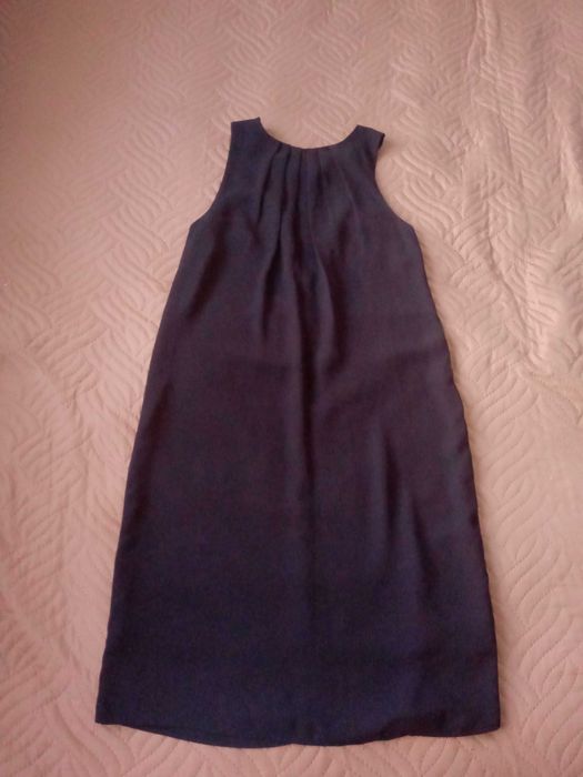 Черна ефирна рокля H&M