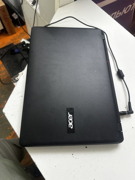 Продается офисный ноутбук ссд256