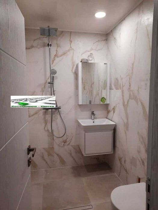 Продава се Двустаен апартамент в Пловдив, Младежки Хълм - 72 кв.м за 2556 €/кв.м - Снимка #17