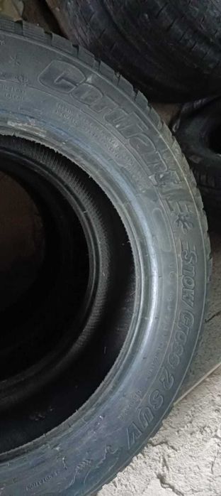 Продам резину на 18