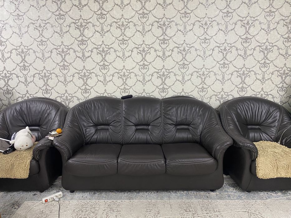 Кожанные диван и кресла