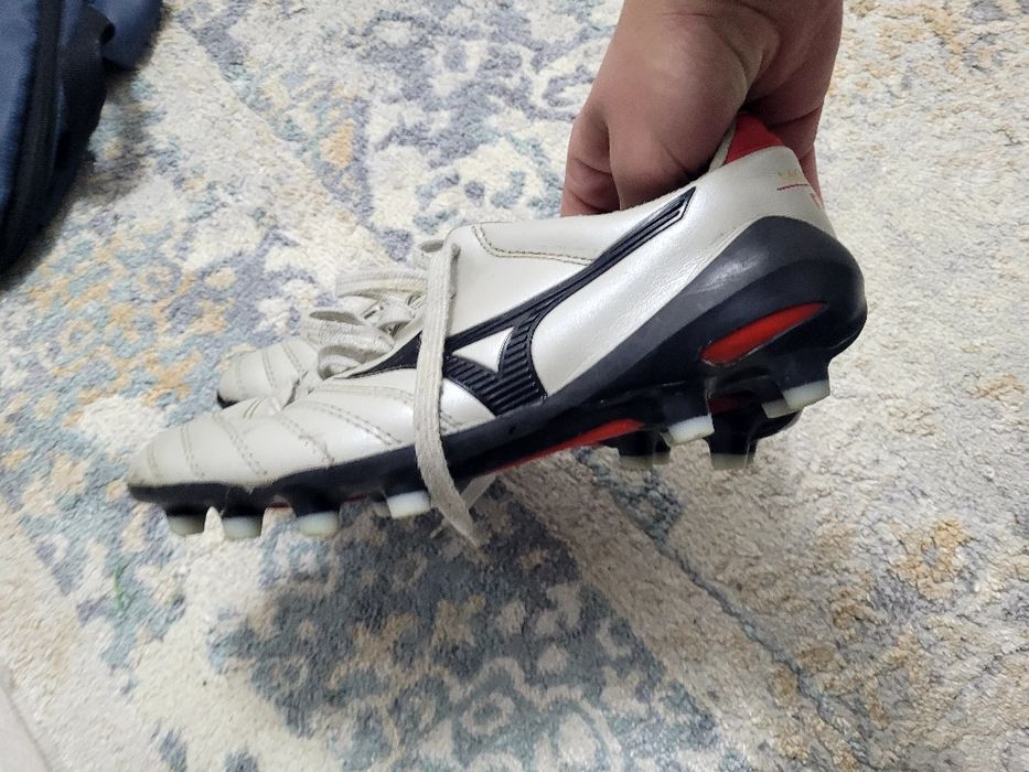 Бутсы mizuno 39 размер