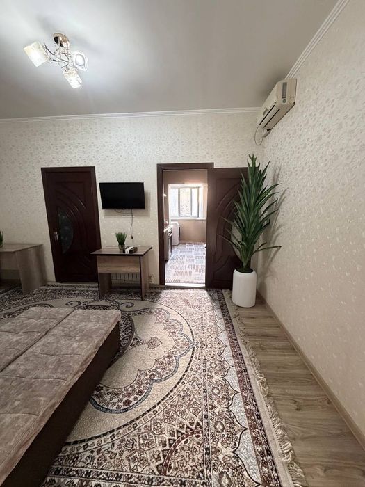 Квартира 2/2/4 Буюк Ипак Йули метро, Максим Горький