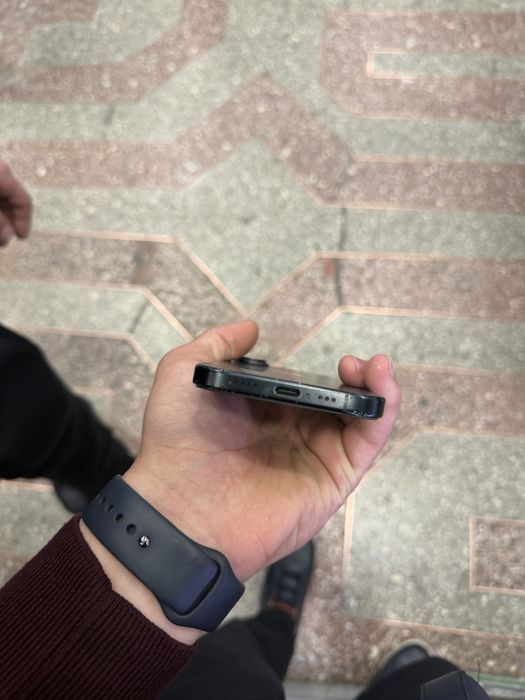 Айфон 16 128 гб.