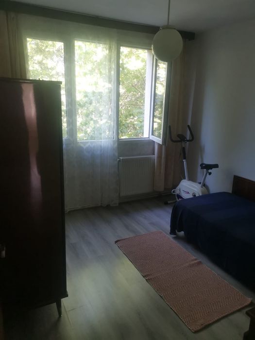 Închiriez apartament 3 camere sect 4.Bucuresti