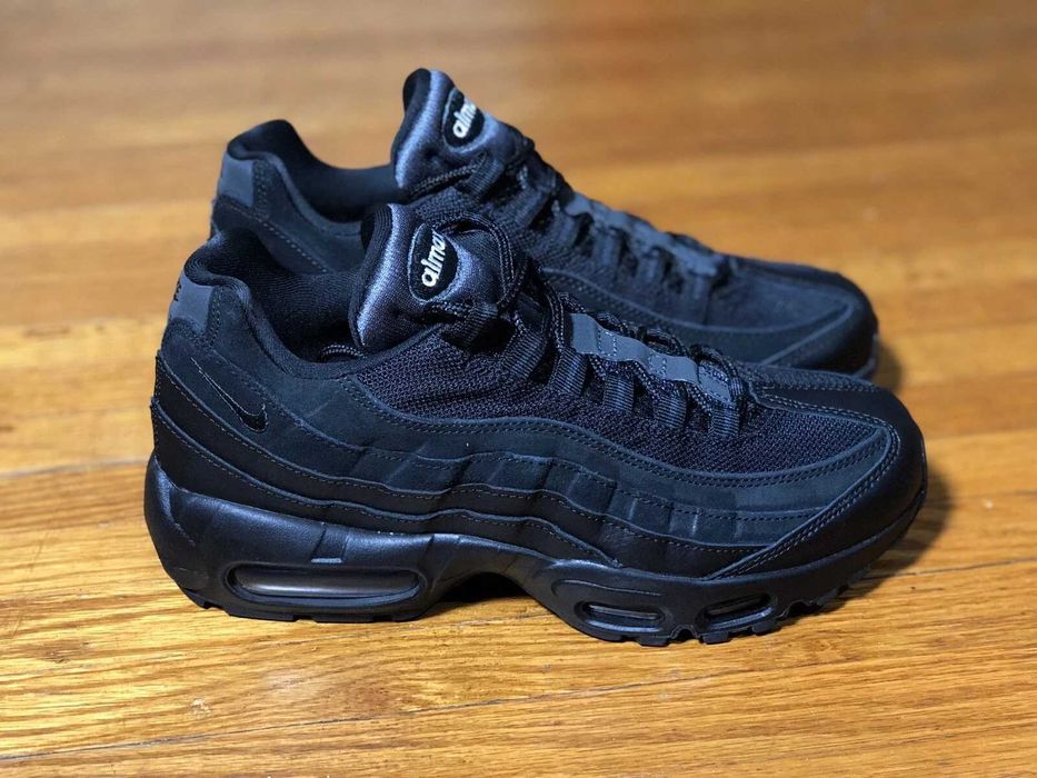 НОВИ! / NIKE / AirMax 95 / Black