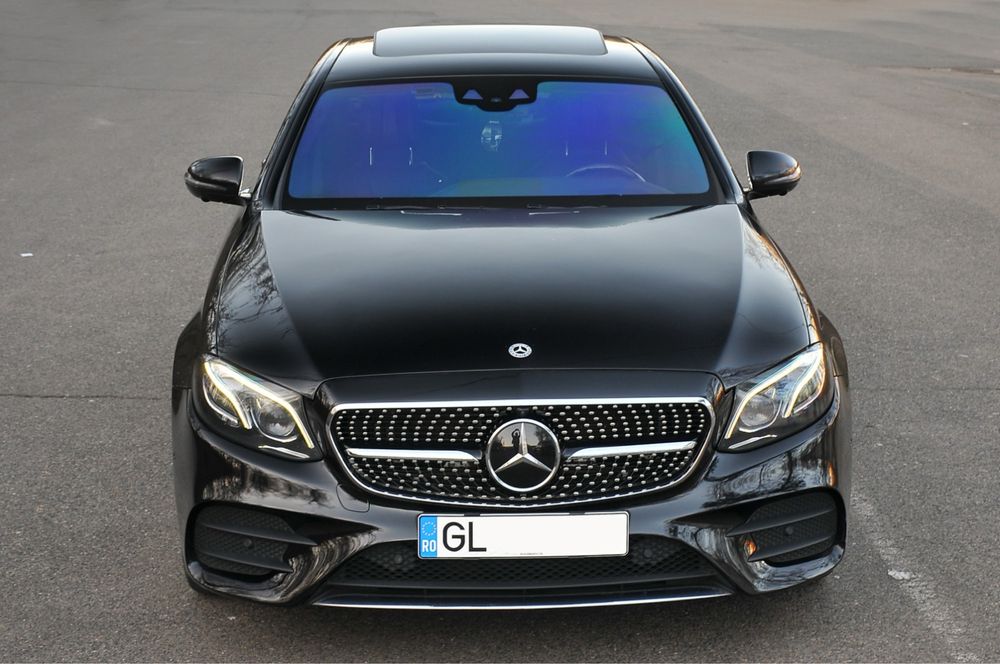 Mercedes Benz E-Klasse 350d PACHET AMG Burmester, perne aer
