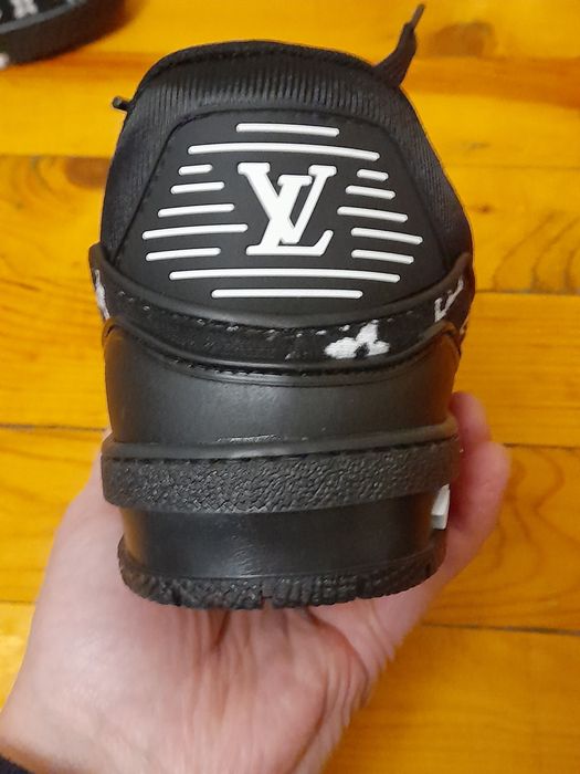 Маратонки Louis Vuitton