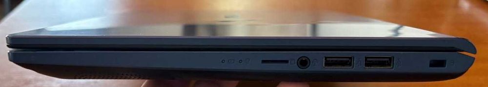 Laptop ASUS Vivobook Ultraportabil X409FA I3 gen 10 14 inch