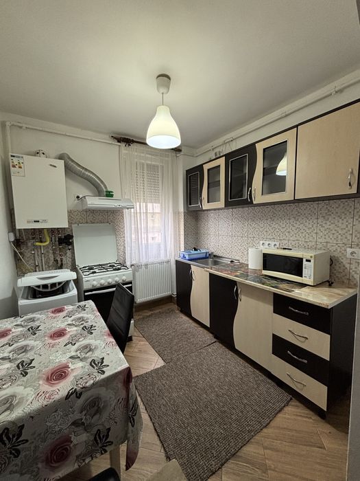 Apartament de închiriat