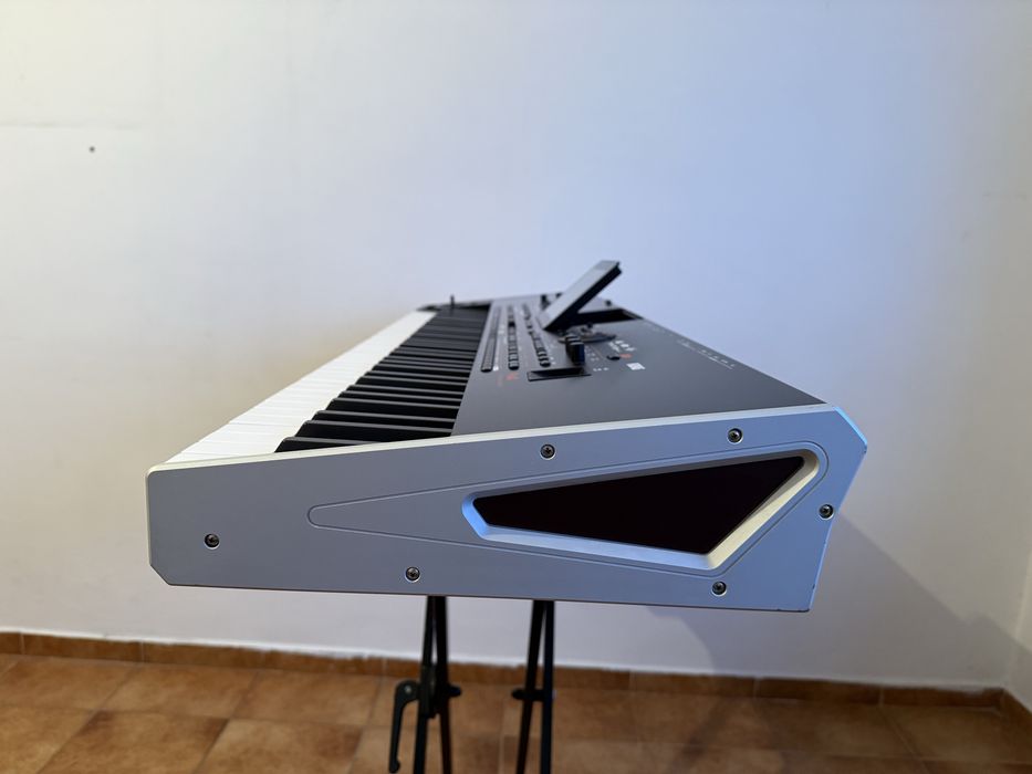 Korg Pa4x 76 keys sau schimb cu Pa5x
