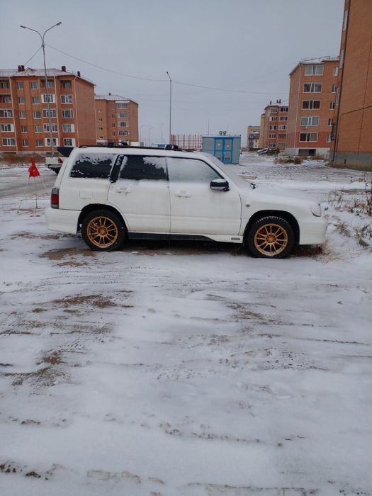 Субару Форстер..