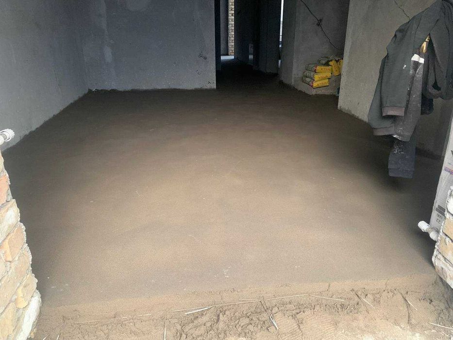 "Полусухая стяжка: совершенство и качество в каждой детали!"