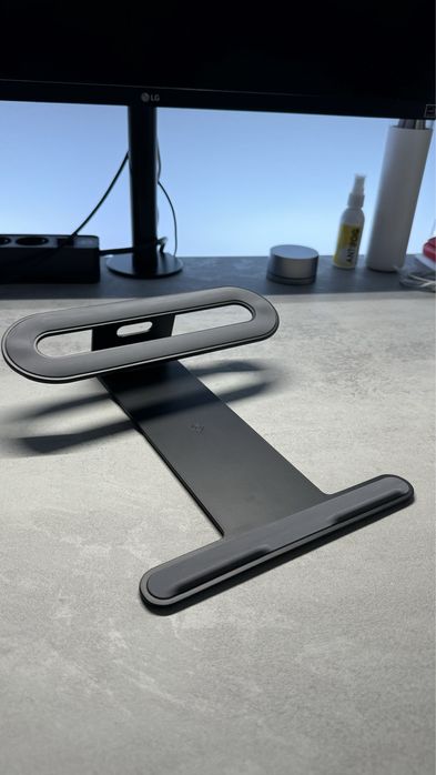 Продам подставку под ноутбук Twelve ParcSlope