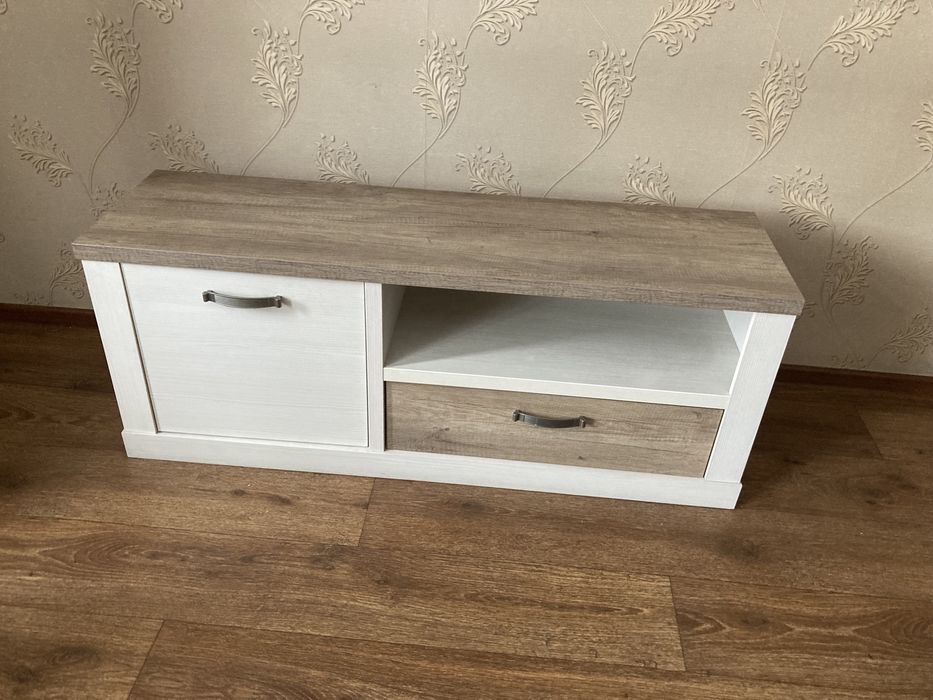 Тумба для гостинной,новая