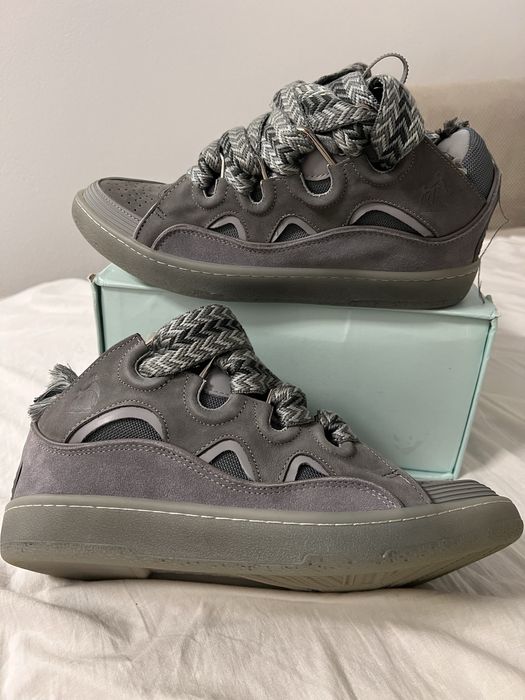Lanvin curb noi