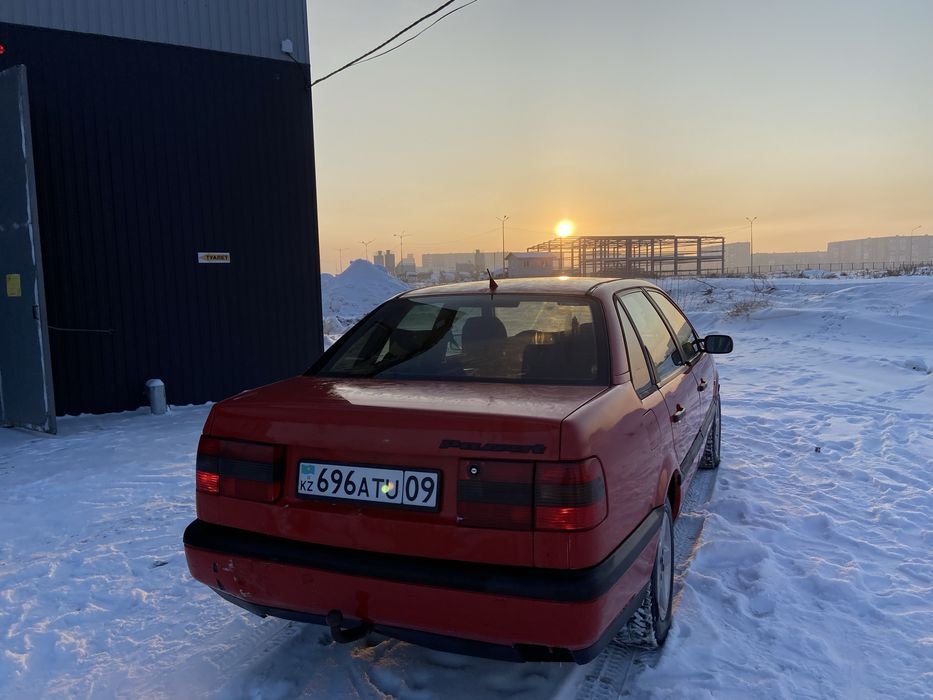 Passat b4 1995 год 1.8 моно