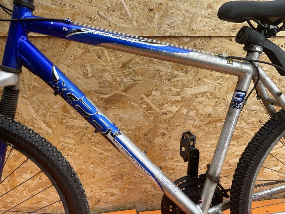 Bicicleta apollo frana pe disc cadru de aluminiu roti 26”