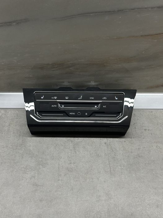 Panou clima climatronic touch screen VW Arteon Passat B8 Golf Tiguan