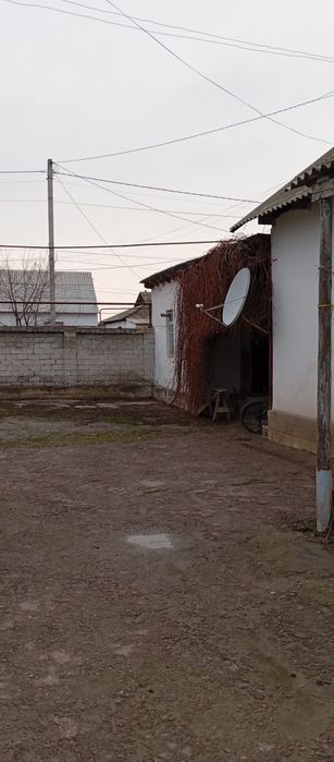 Ховли Уй сотилади