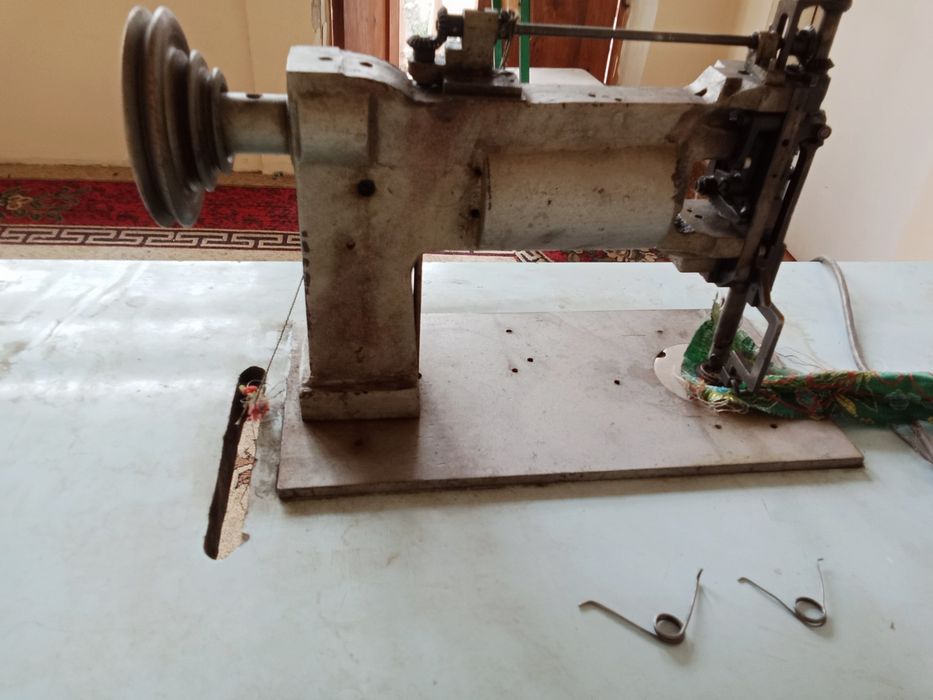 Tikuv mashinasi popop