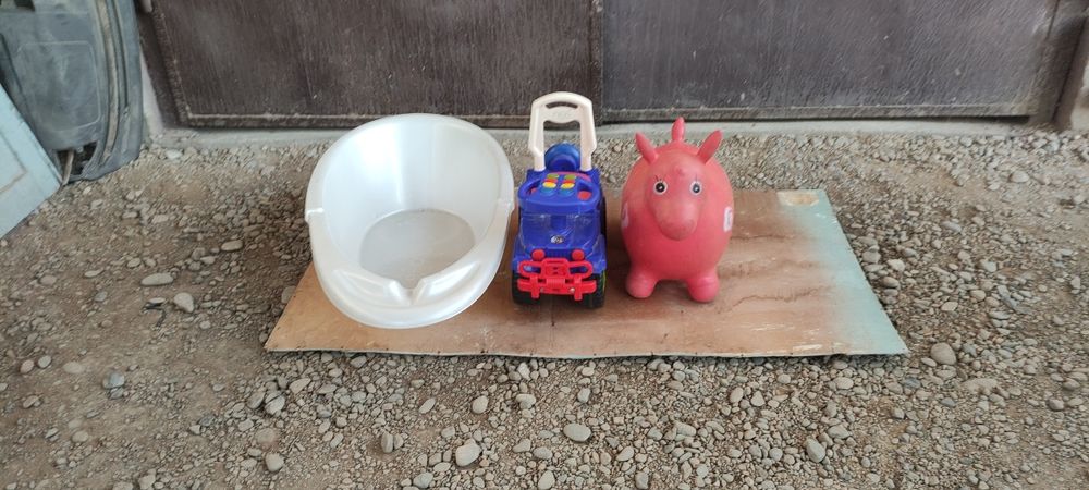 Детские игрушки.