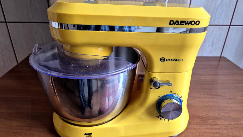 Mixer cu bol Daewoo Ultramix DHM1
