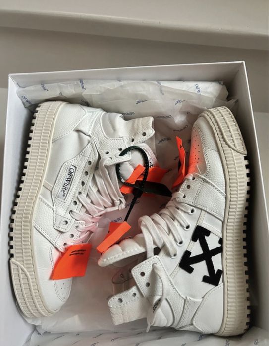 Adidasi Off White Court 3.0