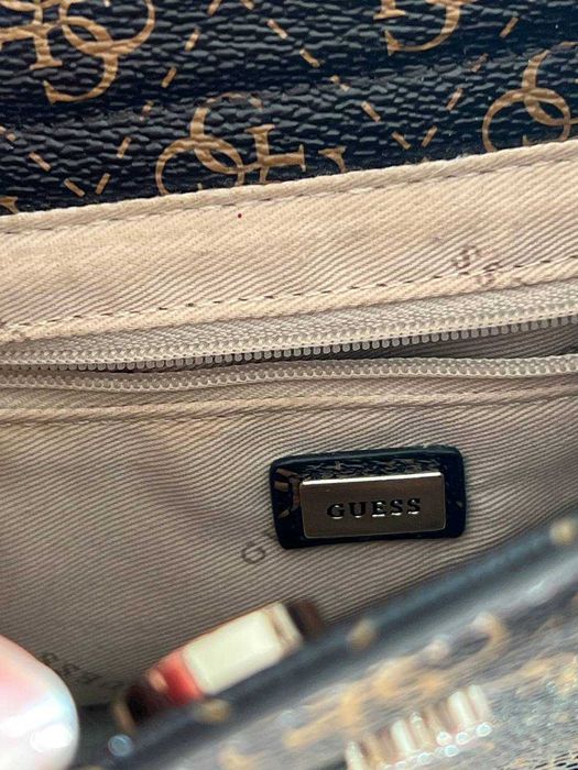Сумочка GUESS с малышкой оригинал