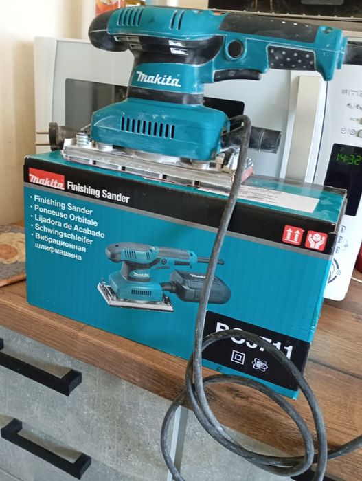 Вибро шлайф Макита