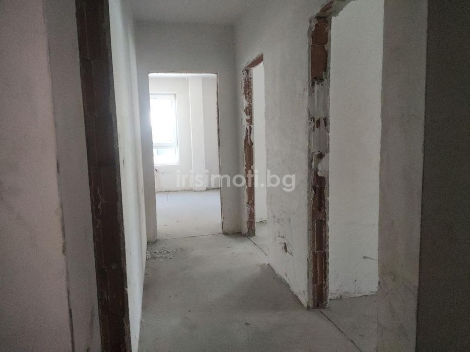 Продава се Тристаен апартамент в София, Малинова долина - 152 кв.м за 2198 €/кв.м - Снимка #4