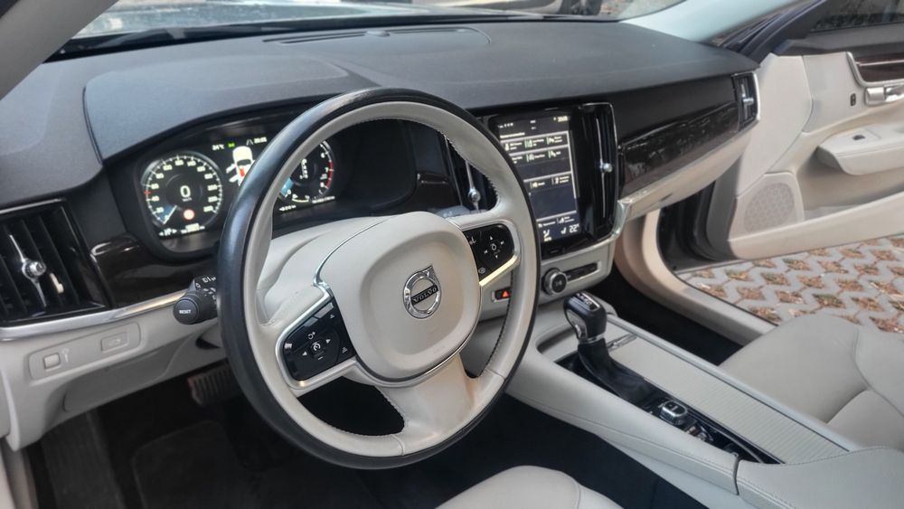 Volvo S90 T6 AWD
