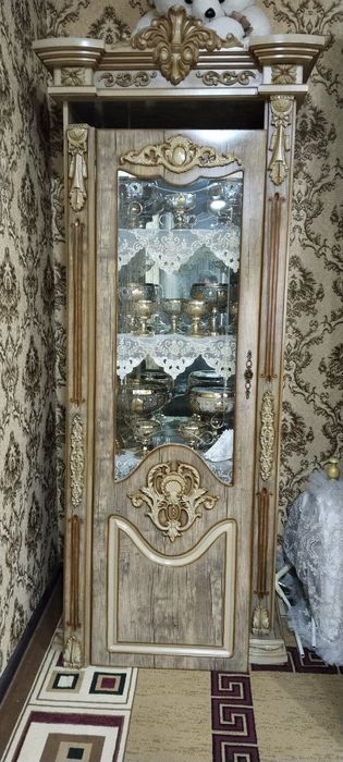 Mebel komot sotiladi