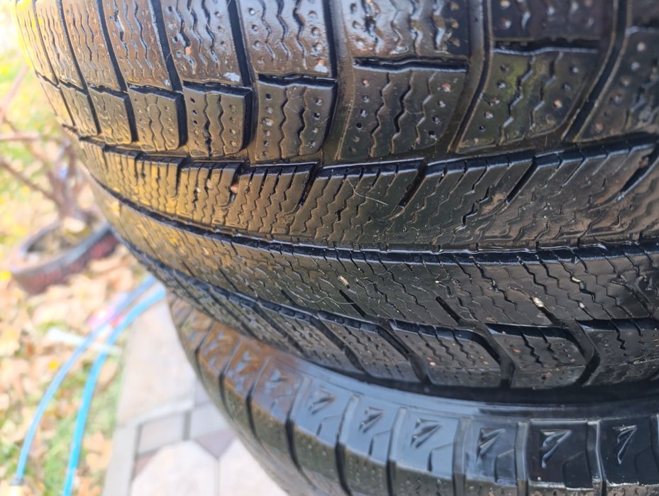 Продам резину с дисками оригинал Митсубиси 265/70 R16