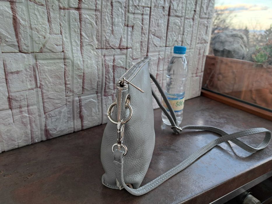 дамска малка чанта,Нова,сива-естествена кожа