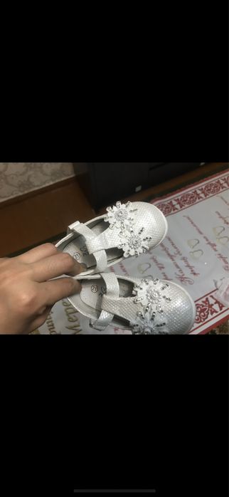 Туфли белые детские