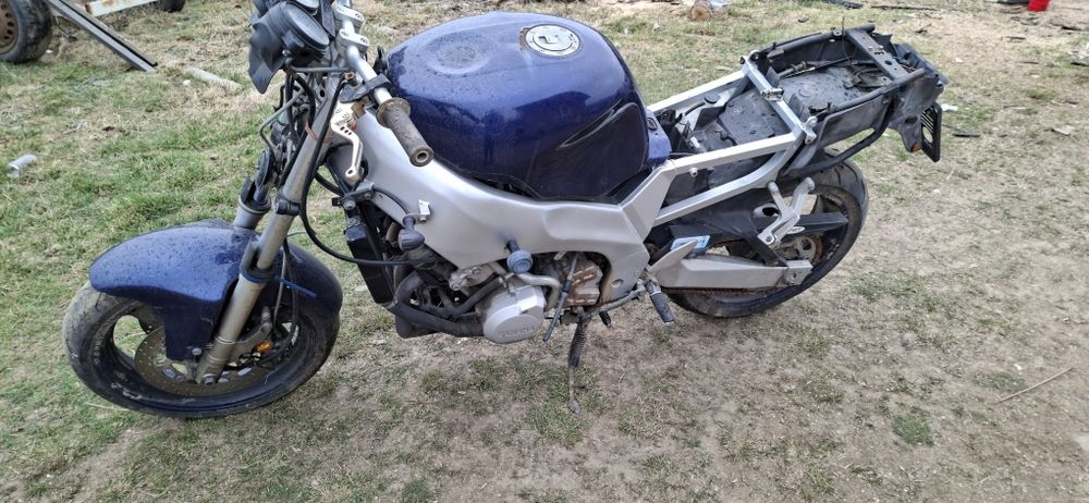 Vînd yamaha yzf 600r pentru dezmembrat  sau reparat