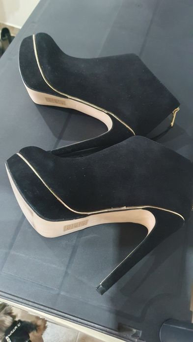 Дамски обувки велур на ток