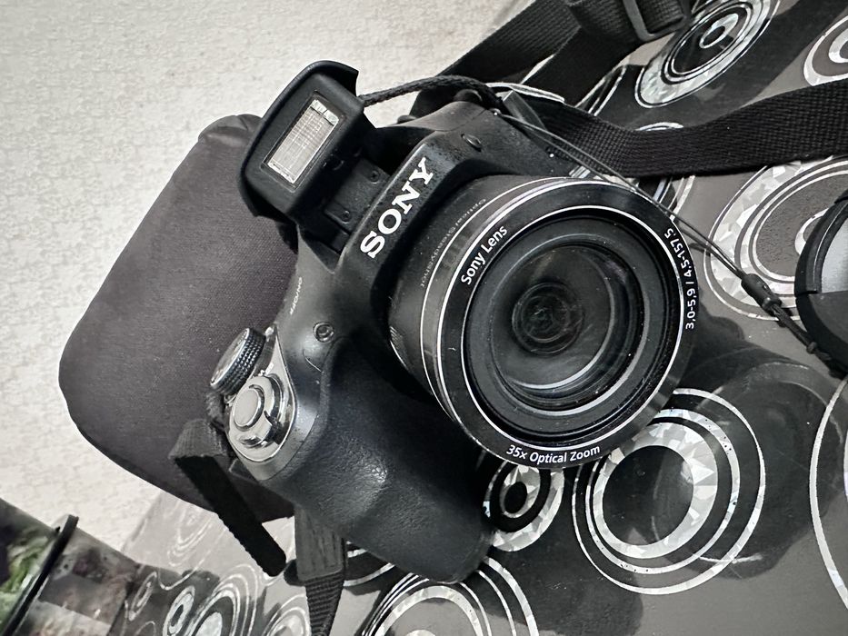 Фотоаппарат sony DSC-H300