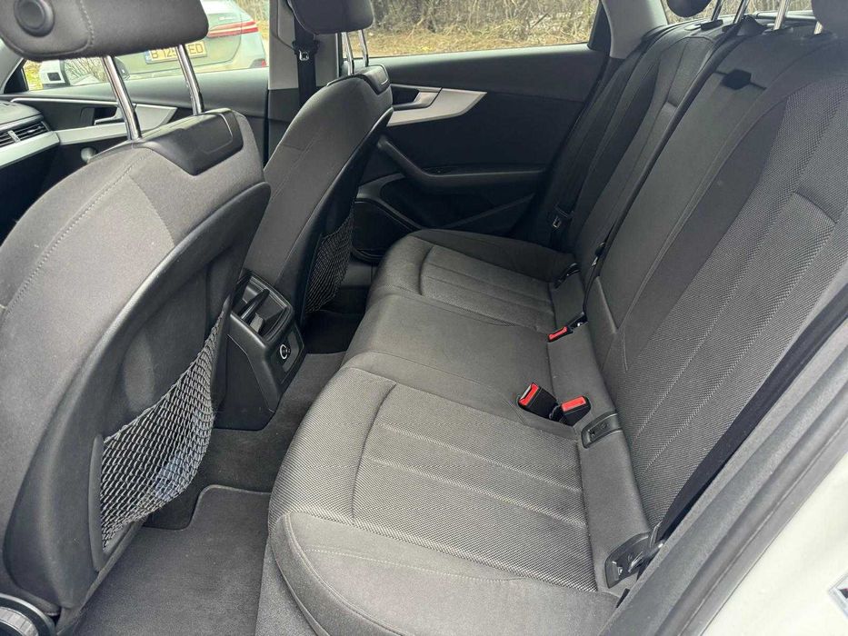 Audi A4 B9 Quattro | 2.0 TDI 190 CP | Virtual Cockpit | Trapă | ACC