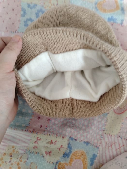 Шапка взрослая на весну