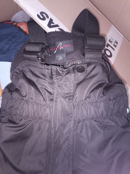 Salopeta bebe / costum ski