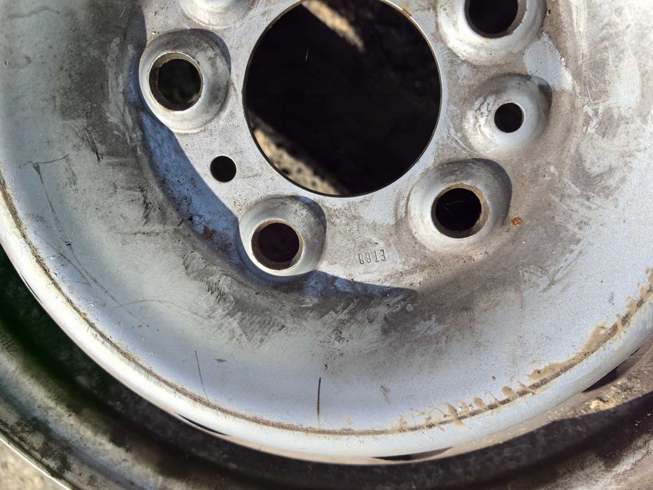 15 цола 5 х 118 мм Пежо / Ситроен / Фиат / Ивеко / Опел - 6 Инча/ЕТ 68