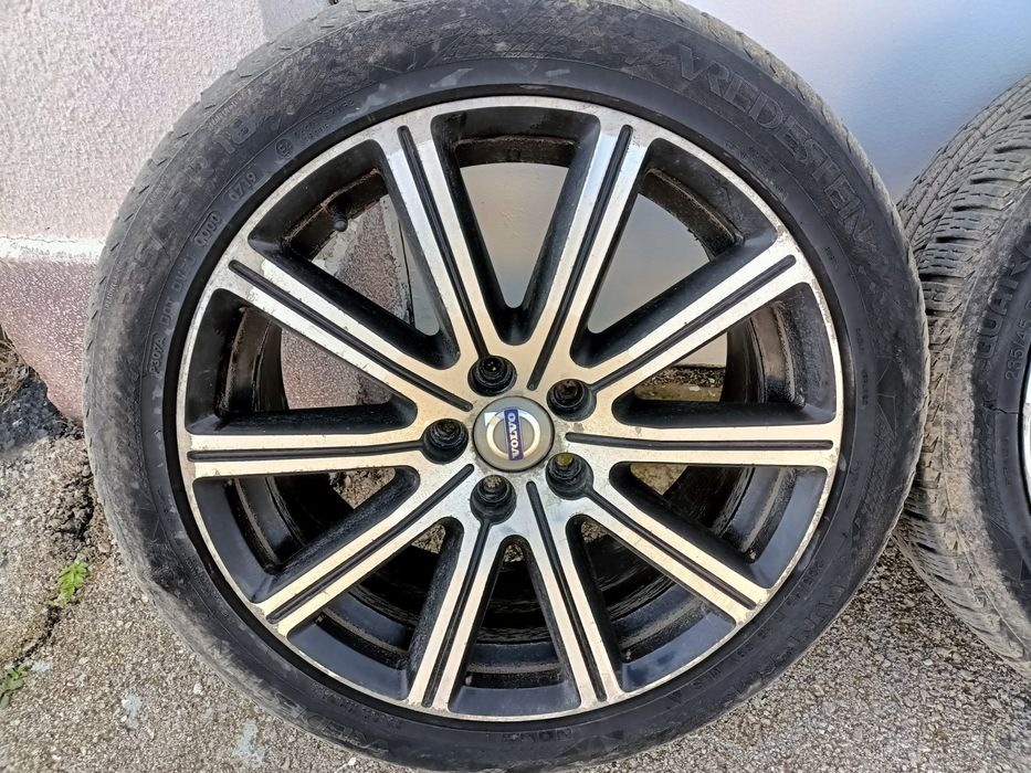 Продавам джанти 18" (цола) 5х108 вътрешен 64.3 оригинални Волво