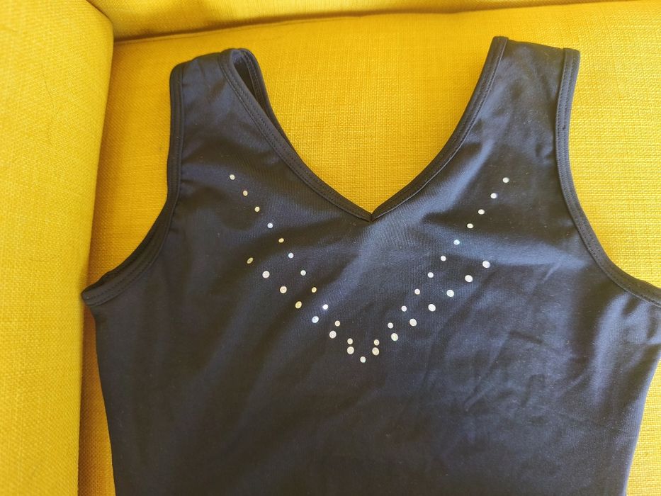 Детски туфли и трико за балет