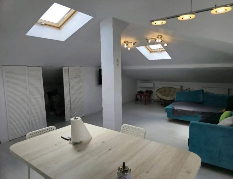 Vând casa central P+M/ IN RATE /1An
