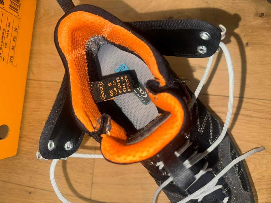 Зимни обувки AKU