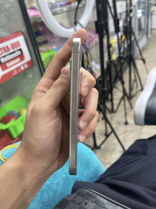 Apple 16pro без ремонта срочно !