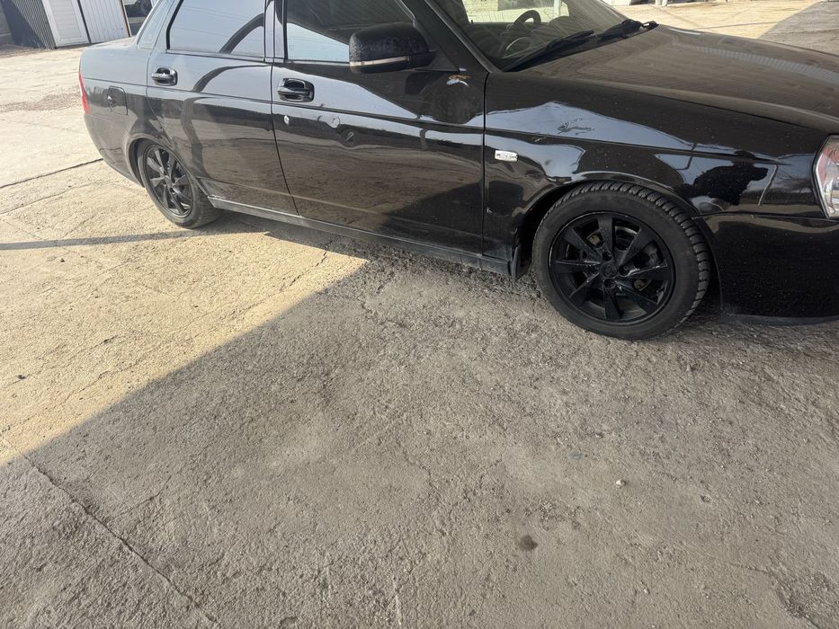 Блэк Едишон R15 black editon